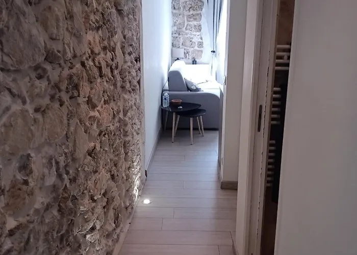 Appartement Adorable Vieil Antibes